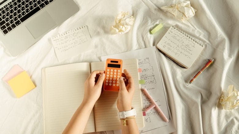 business-calculation-content-data-education-learn-note-research