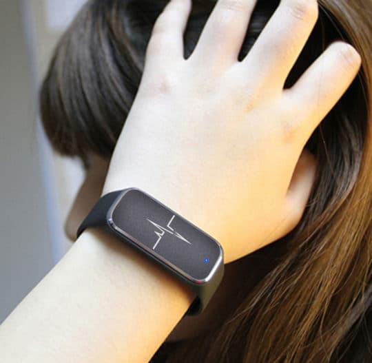 37-degree-l18-smart-bluetooth-wristband-fitness-watch-ai-17