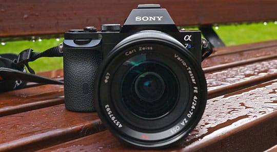 Mirrorless-camera-sony