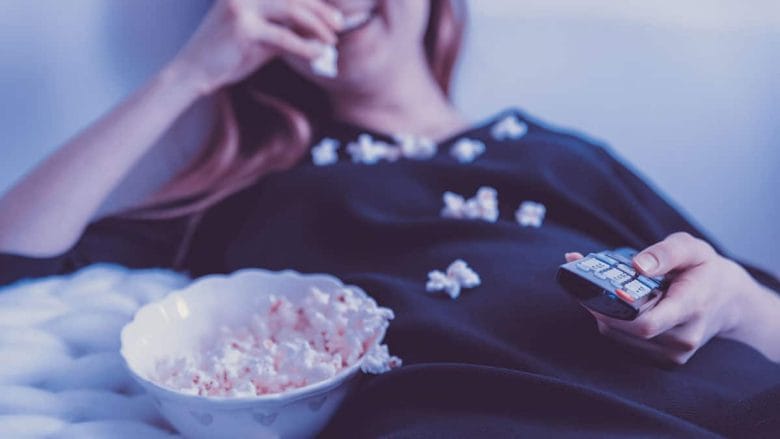 Remote-Movie-Popcorn-TV-Relax-Watch-Television-Fun-Entertainment