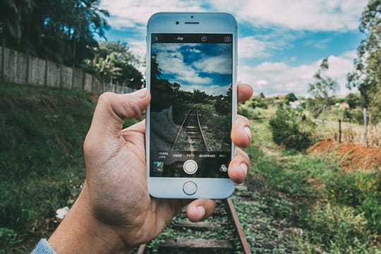 iphone-mobile-photography-smartphone-photo-camera-jpeg-vs-heif