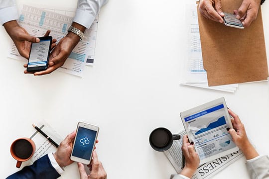 smartphone-gadget-marketing-meeting-office-technology-work