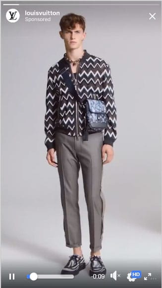 Louis-Vuitton-Vertical-Ad