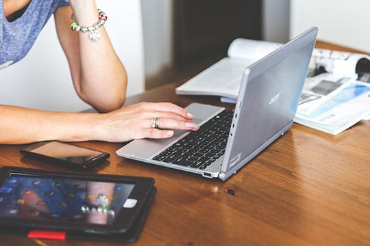 technology-laptop-notebook-acer-business-type-work-gadgets-desk