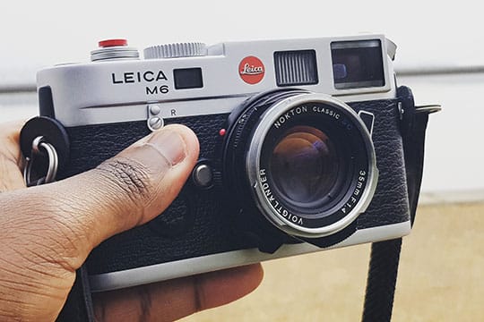 Leica-M6-camera-lens