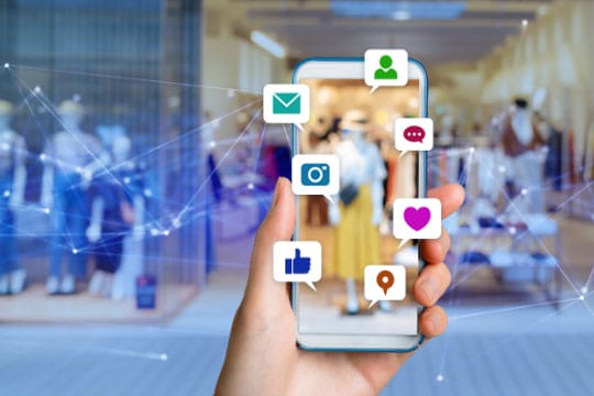 smartphone-application-social-media-marketing