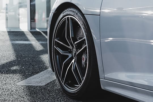 car-vehicle-tyre-road-driving