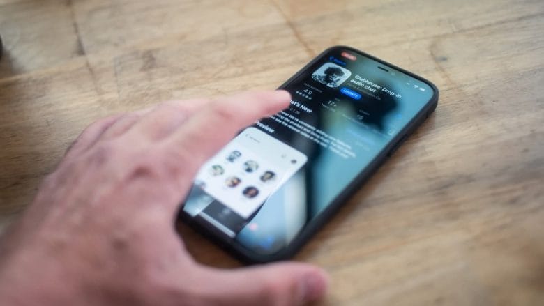 smartphone-mobile-application-gadget