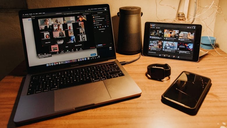 online-meeting-class-virtual-conference-presentation