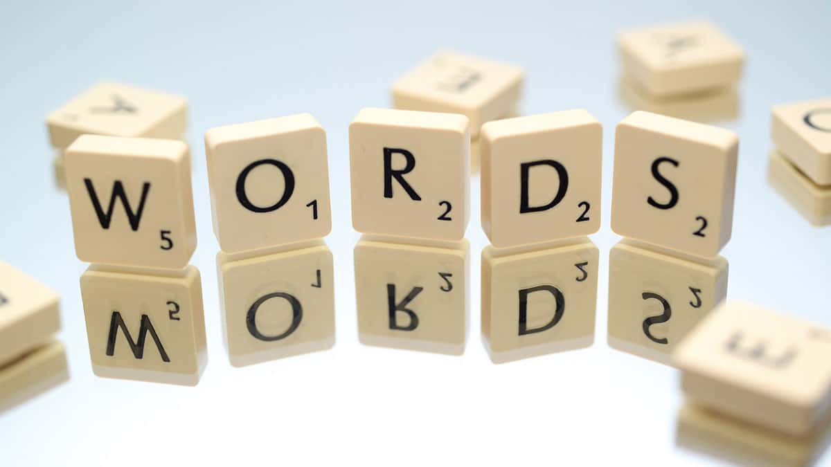 alphabet-game-letter-play-text-toy-word
