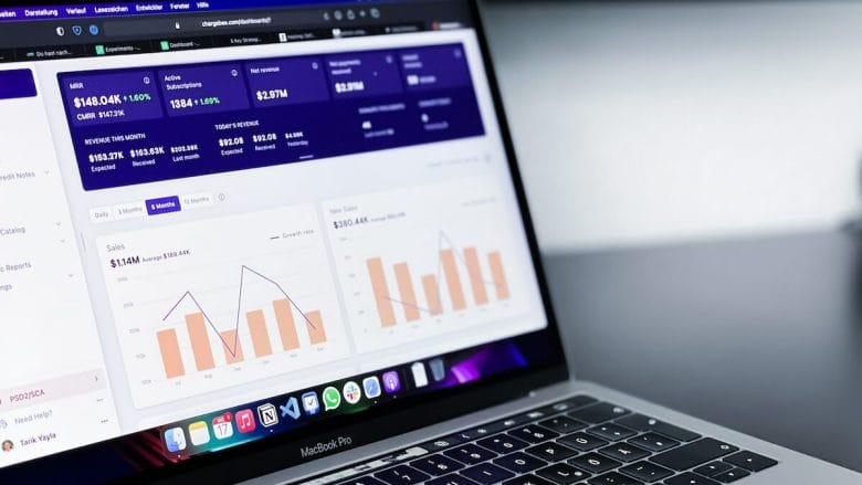 Data-Analytics-Growth-Marketing-Dashboard-Technology-Macbook-Business-Laptop-Report