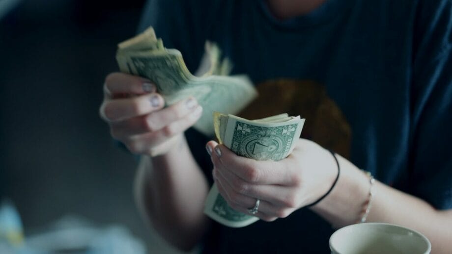 Pay-Customer-Currency-Savings-Finance-Money-Income-Budget