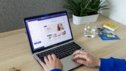 The Impact of AI Agents on E-Commerce: New Prospects and Challenges for Product Managers