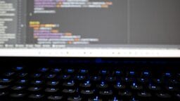 Klarna and Google CEOs Embrace "Vibe Coding"—A Skill That May Boost Your Job Prospects