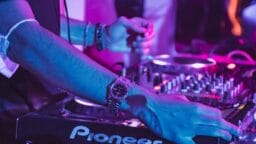 John Browne Tells Newsmax: US and UK Set to Pioneer AI Revolution