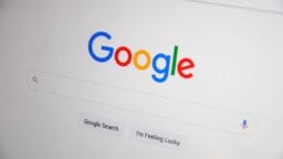 Cybercriminals promote malicious apps through Google search results