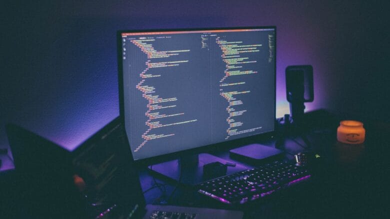 Klarna's CEO Reveals His Use of Vibe Coding Tools to Help Engineers and Product Managers Save Time