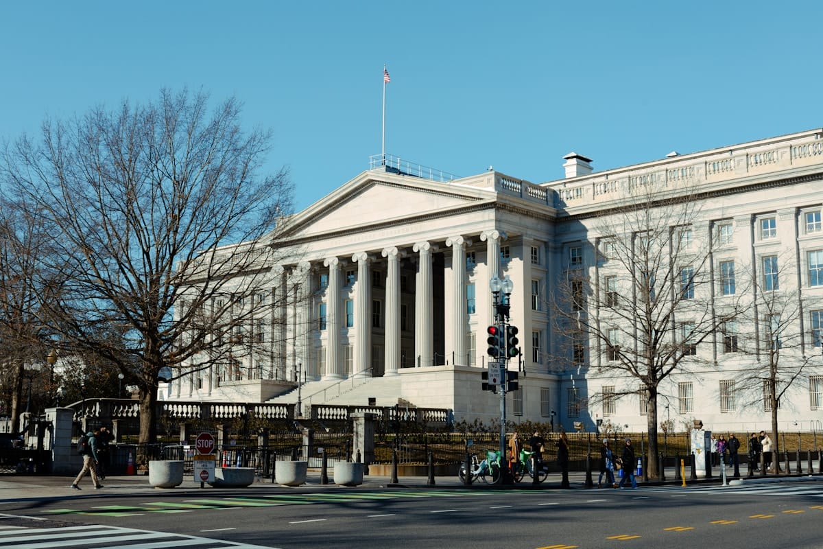 US Cybersecurity Warning: Federal Agencies Urged to Address China-Related Zero-Day Vulnerabilities