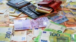 AI Surge Boosts US GDP: Software and Tech Investments Contribute Over 1.0pp for the First Time; Deutsche Bank Warns on Non-Tech Sector Heading Towards Recession