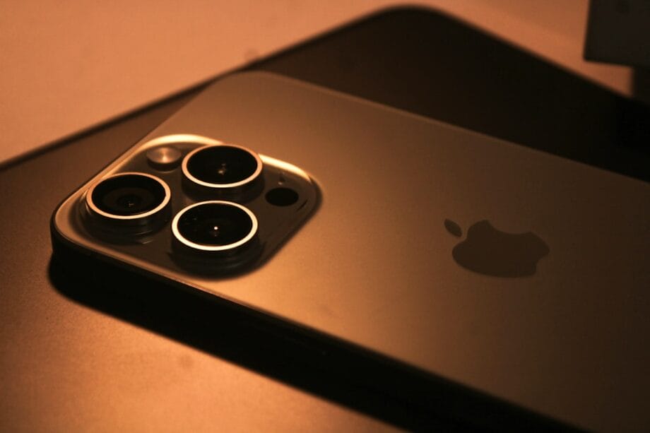 iPhone 18 Pro Models May Feature a Slightly See-Through Back, According to Leak