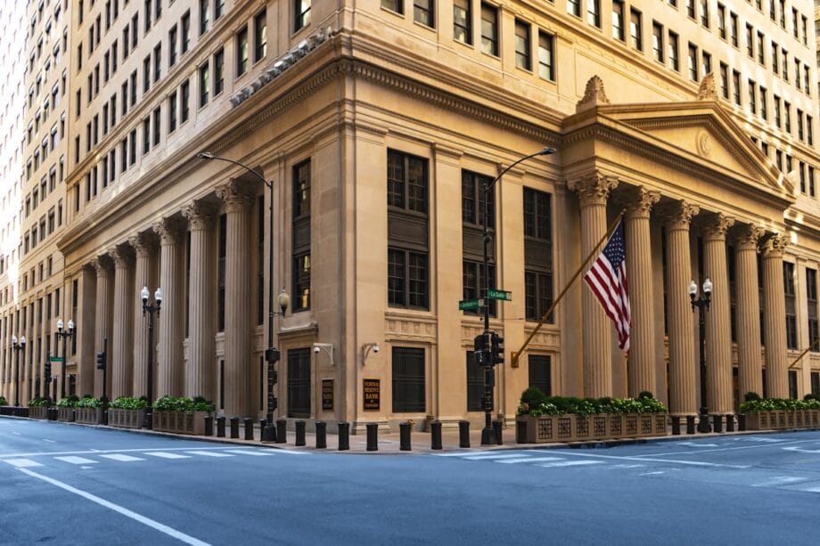 US Federal Reserve Implements First Interest Rate Reduction of 2025 Due to Employment Concerns