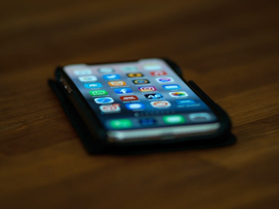 iPhone 18, iPhone 18 Pro, and iPhone 18 Pro Max Set for Significant Upgrades Compared to iPhone 17 Series: Anticipated Design, Colors, and Specifications