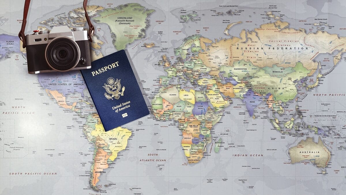 The Journey of U.S. Travel Reservations Disrupted by Social Media and Technology